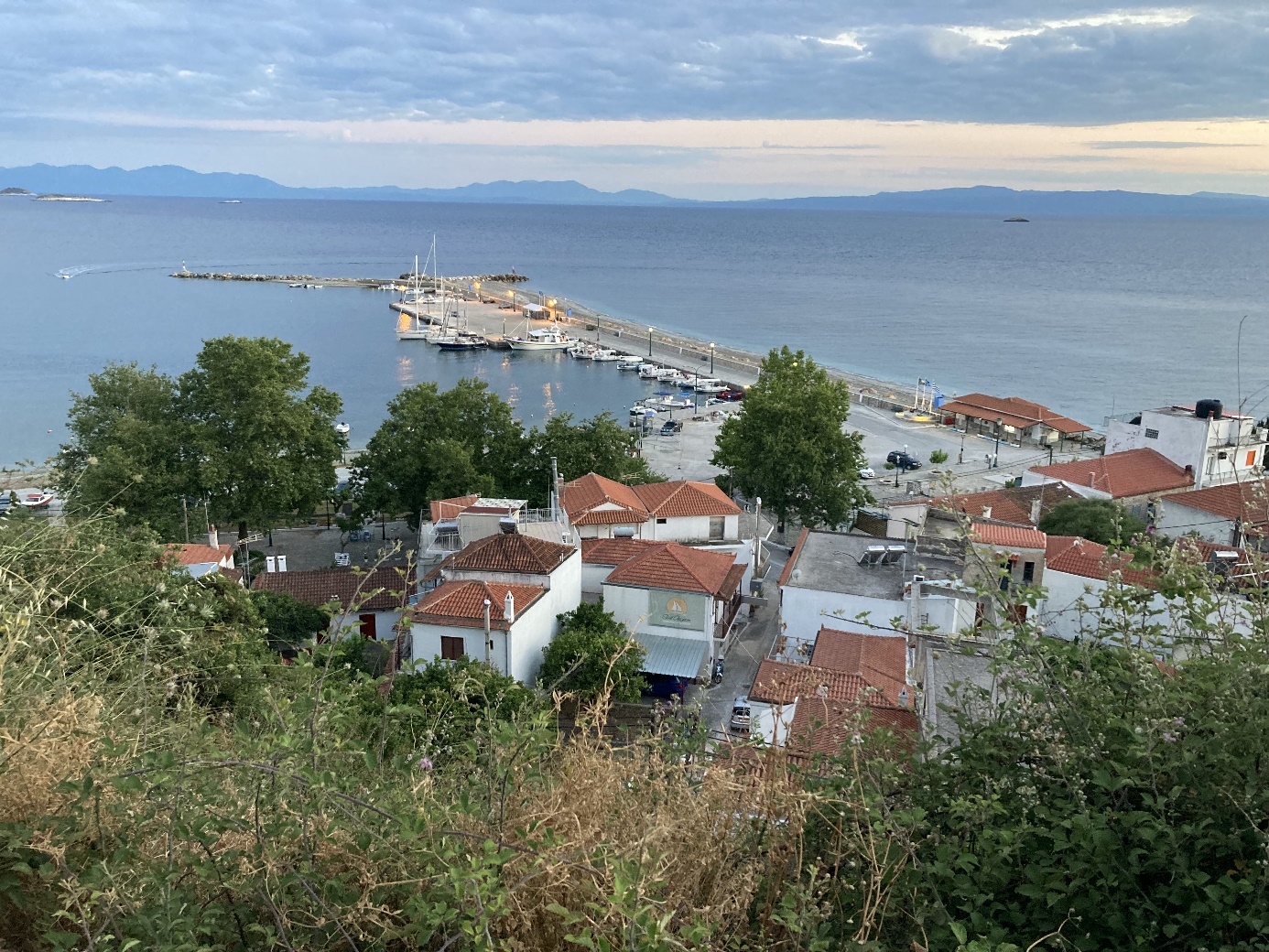 Une image contenant extérieur, ciel, nature, rive
Description générée automatiquement