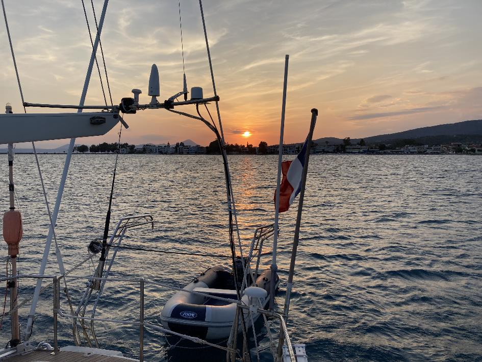 Une image contenant eau, extérieur, ciel, bateau
Description générée automatiquement