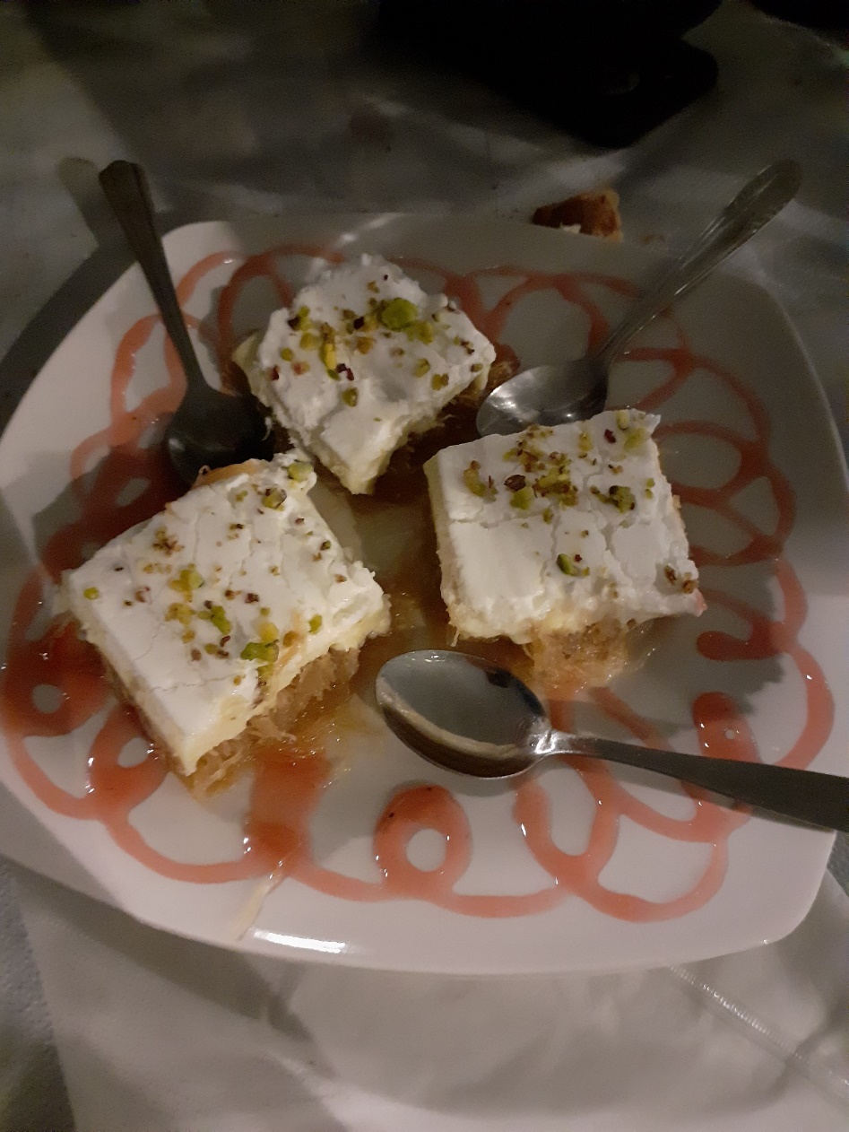 Une image contenant alimentation, assiette, morceau, fourchette
Description générée automatiquement