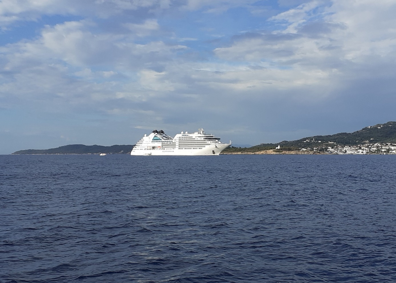 Une image contenant extérieur, eau, nature, rive
Description générée automatiquement