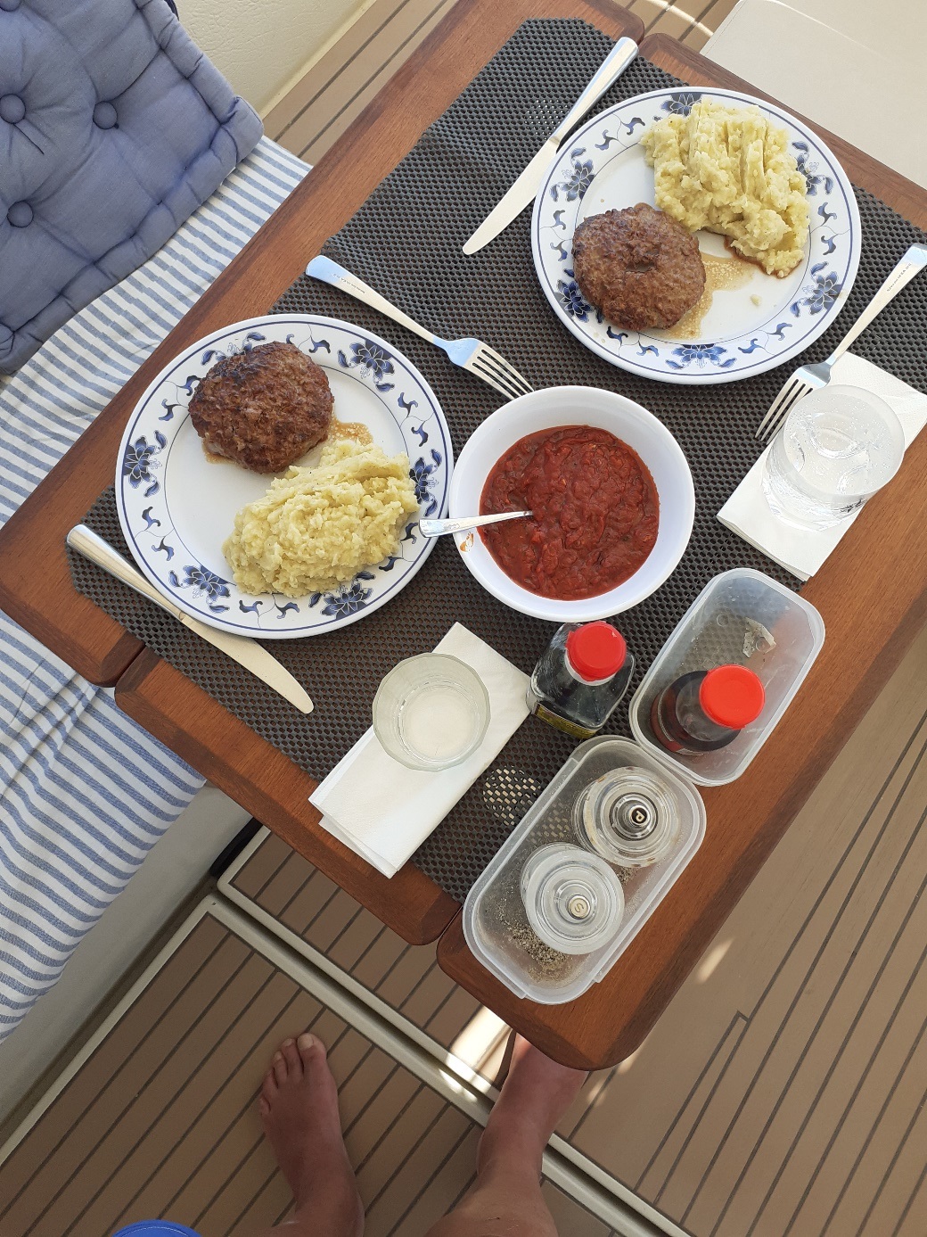 Une image contenant alimentation, plat, repas, petit déjeuner
Description générée automatiquement