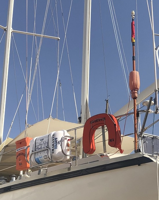 Une image contenant ciel, bateau, plein air, voilier
Description générée automatiquement