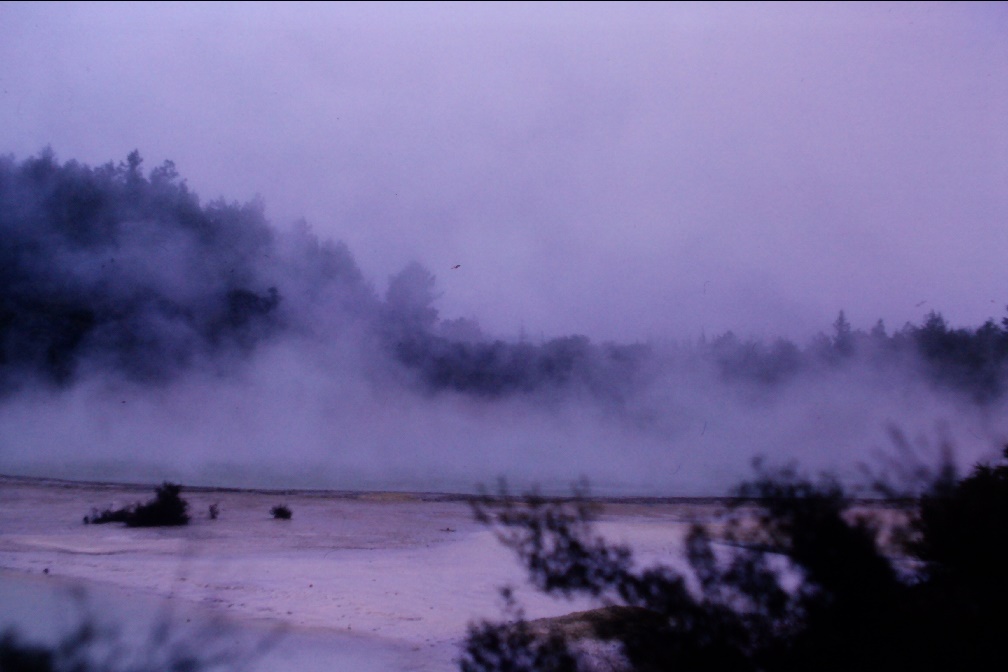 Une image contenant plein air, paysage, ciel, brouillard Description générée automatiquement