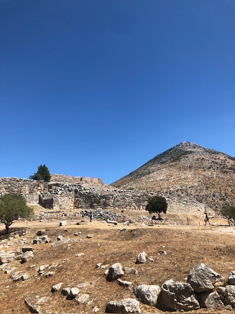 Une image contenant plein air, ciel, paysage, rocher
Description générée automatiquement