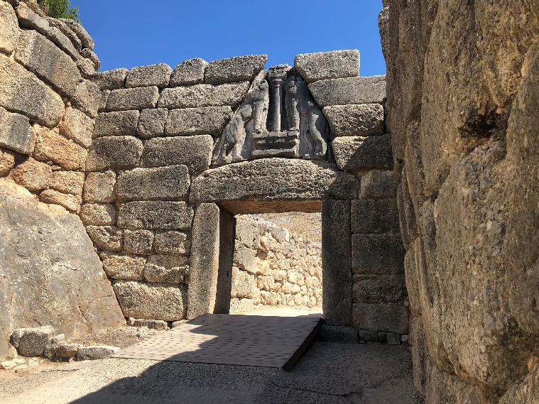 Une image contenant Ruines, plein air, bâtiment, ciel
Description générée automatiquement
