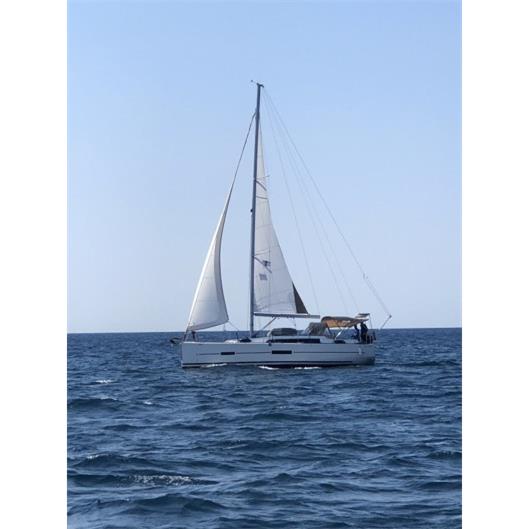 Une image contenant plein air, ciel, transport, bateau
Description générée automatiquement