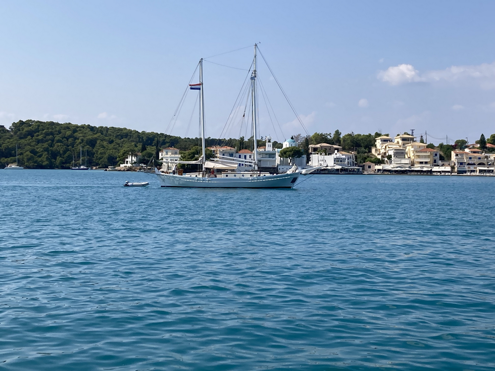 Une image contenant plein air, ciel, bateau, eau
Description générée automatiquement