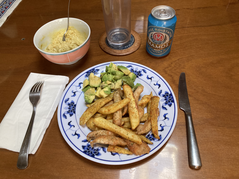 Une image contenant table, nourriture, vaisselle, Restauration rapide
Description générée automatiquement