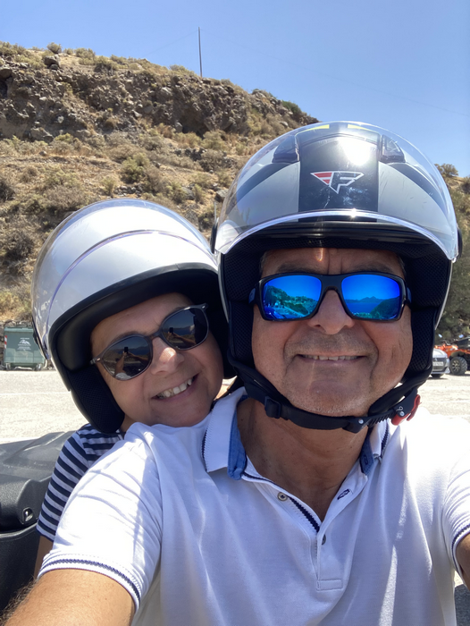 Une image contenant plein air, personne, Équipement de protection individuelle, lunettes
Le contenu généré par l'IA peut être incorrect.