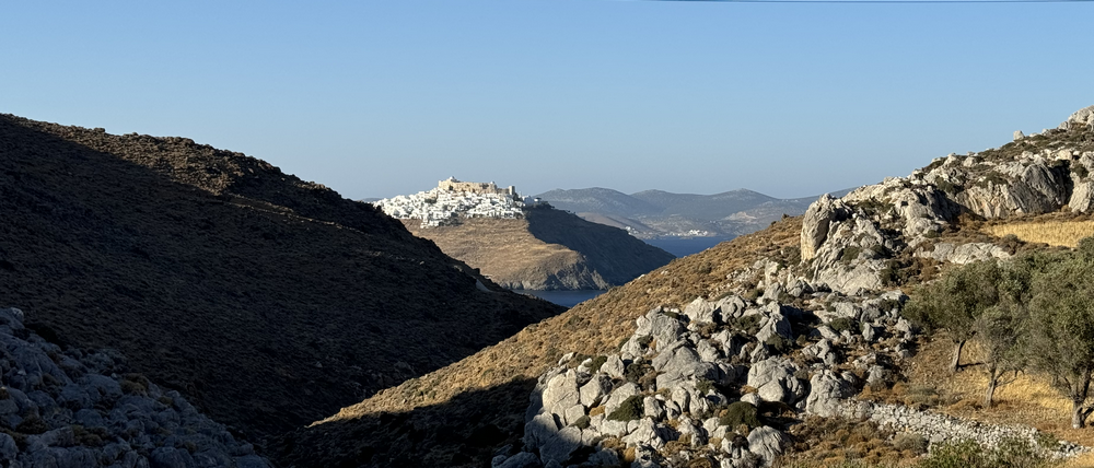 Une image contenant plein air, nature, paysage, Chaîne de montagnes
Le contenu généré par l'IA peut être incorrect.