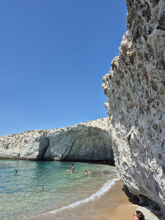 Une image contenant plein air, nature, ciel, Reliefs côtiers et océaniques
Le contenu généré par l'IA peut être incorrect.