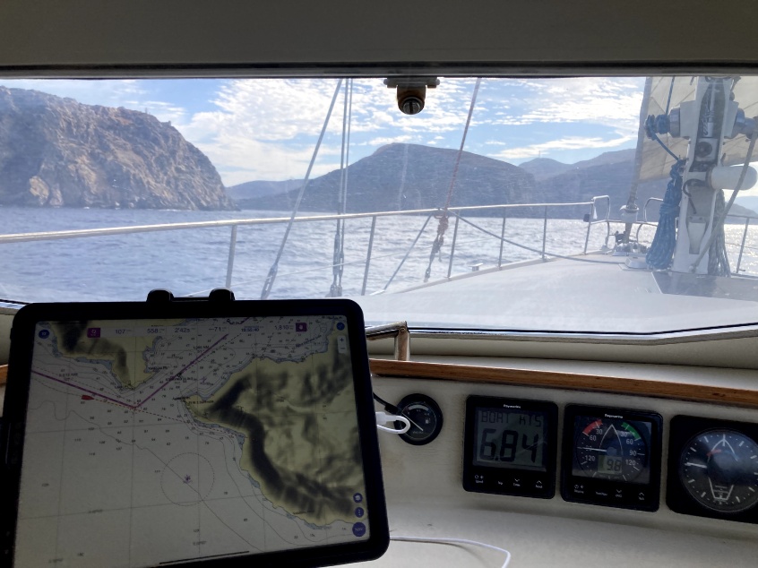 Une image contenant bateau, véhicule, fenêtre, plein air

Le contenu généré par l'IA peut être incorrect.