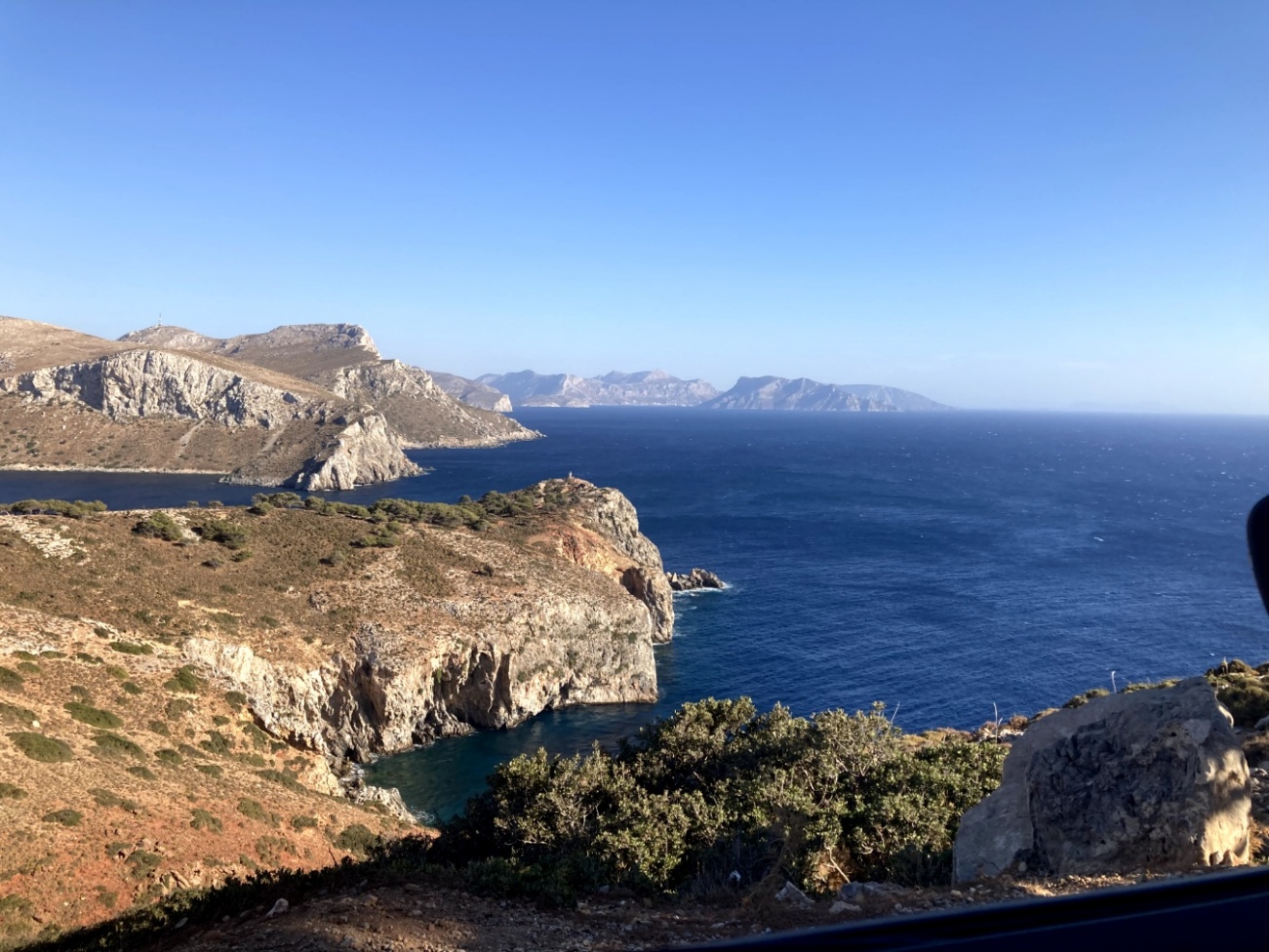 Une image contenant plein air, ciel, montagne, nature

Le contenu généré par l'IA peut être incorrect.